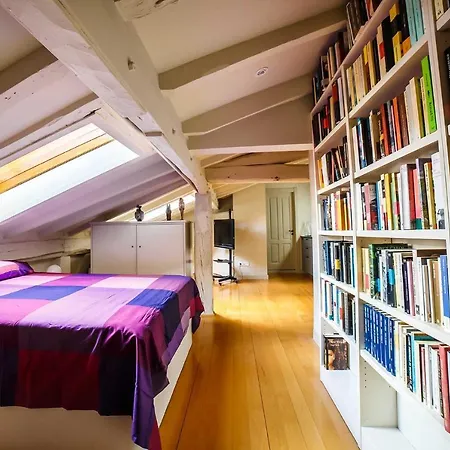 Quarto em Acomodações Particulares Elkano *